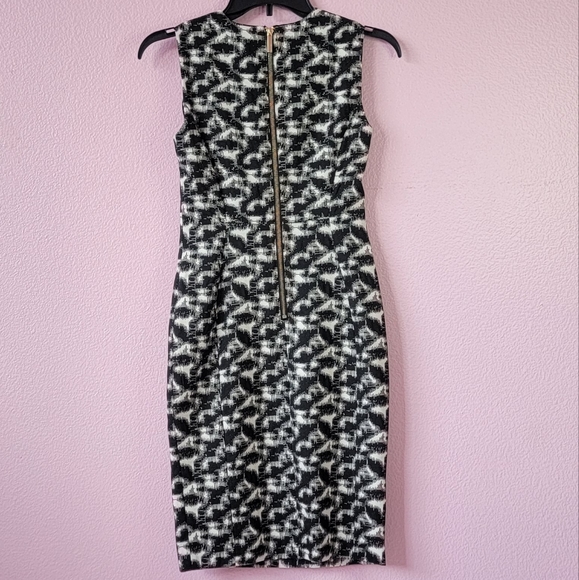 Calvin Klein Sheath Dress /2P. - Picture 3 of 9